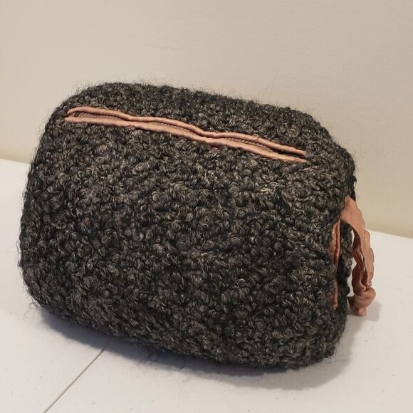 Vintage Lamb Skin Hand Muff - Picture 1 of 6